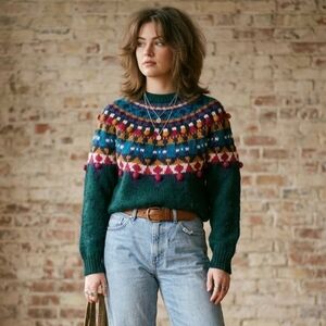 Ivy Vintage 1980s 90s Hand Knit Multi Color Pullover Sweater sz S